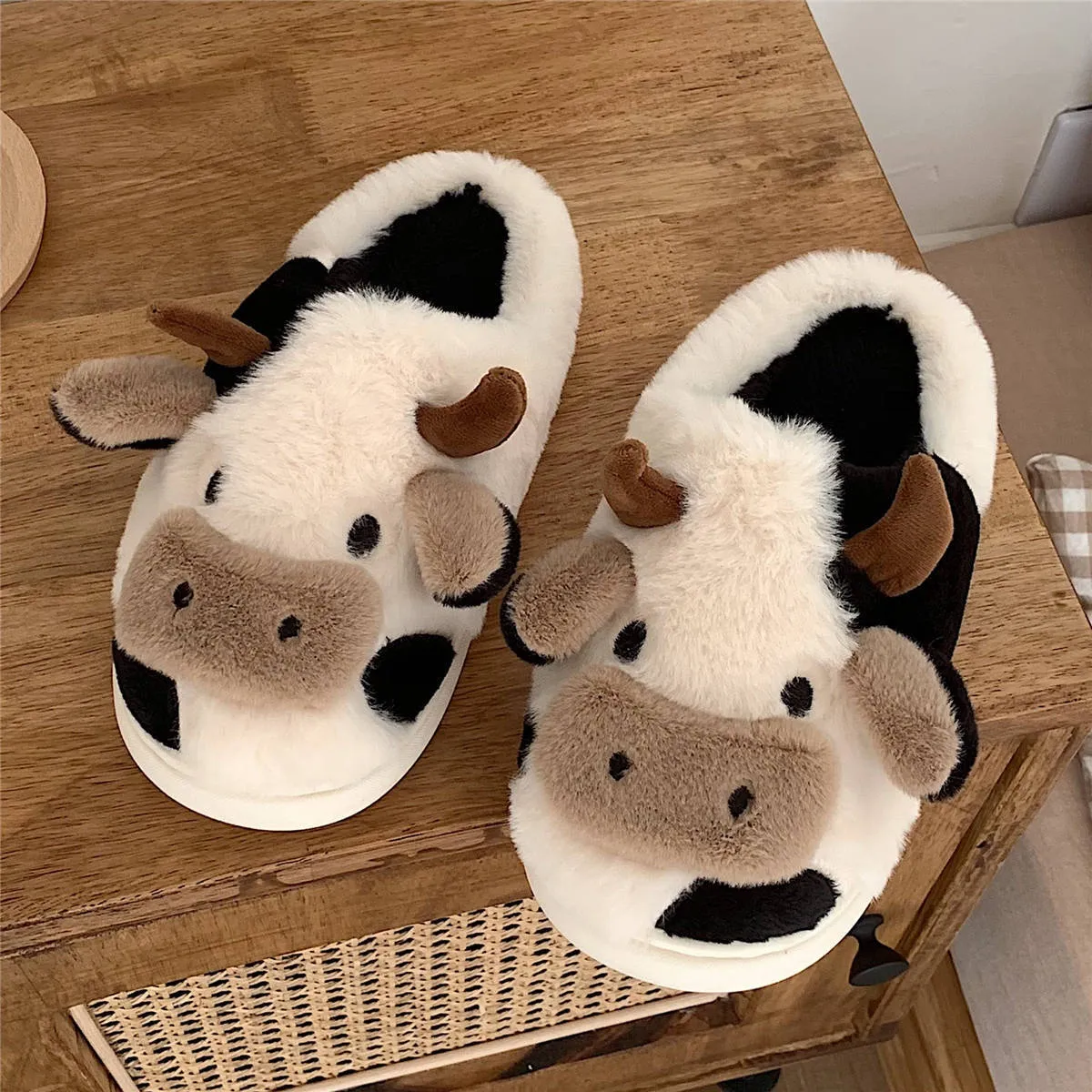 LovelyRLovely Animal Soft Fluffy Winter Slippers