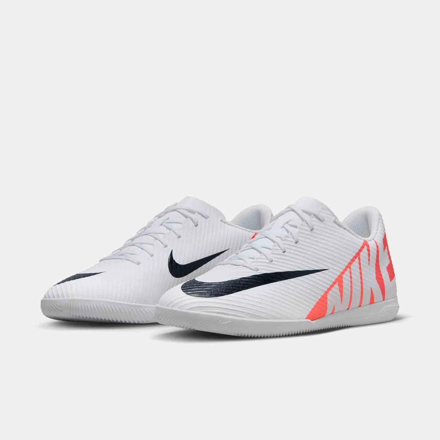 Nike Mercurial Vapor 15 Club Indoor Soccer Shoes