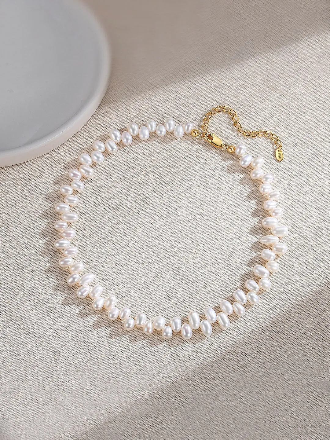 Paula - Dainty Pearl Beaded Choker Necklace