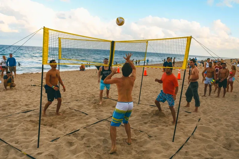 Portable volleyball net 4 square bounce net