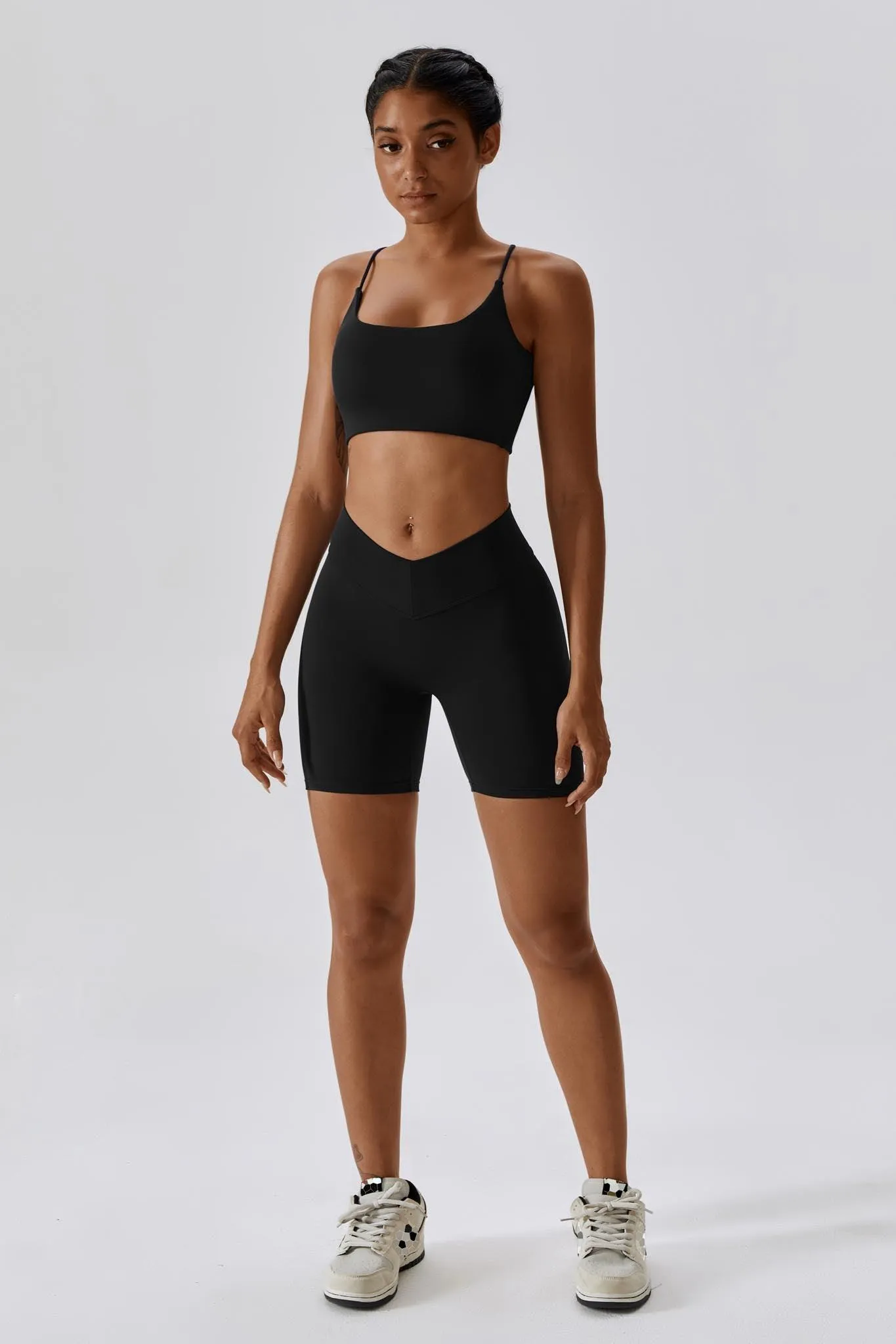 Serenity Minimalistic Sports Bra - Black