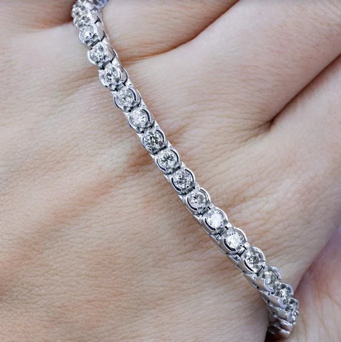 Sparkling 3.00 CT Round Cut Diamond Tennis Bracelet in 14KT White Gold