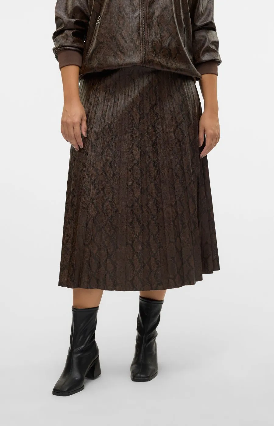 Vero Moda Curve Nita Leather Look Skirt