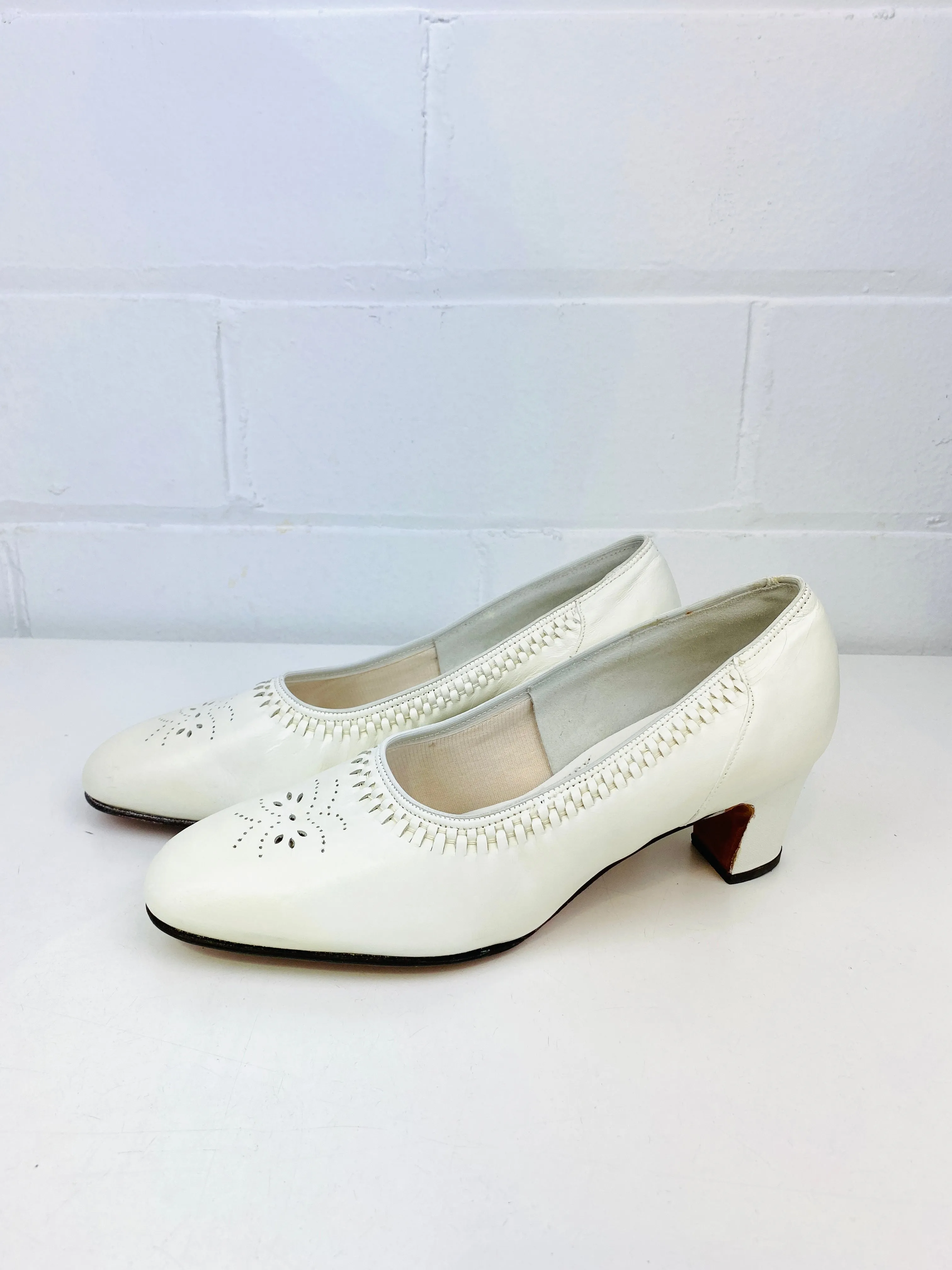 Vintage Deadstock Shoes, Women's 1980s White Leather Mid-Heel Pumps, NOS, 7681