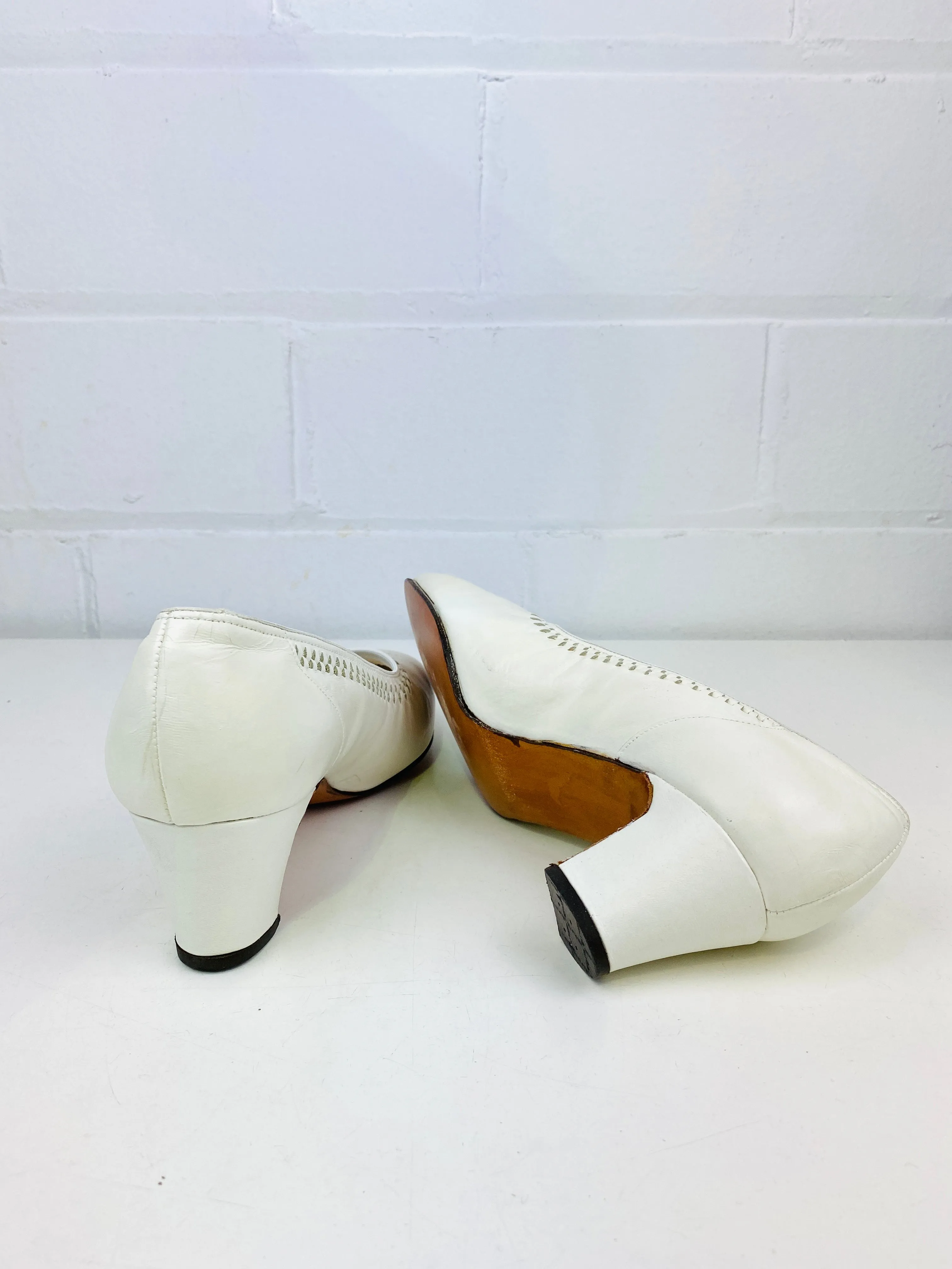 Vintage Deadstock Shoes, Women's 1980s White Leather Mid-Heel Pumps, NOS, 7681