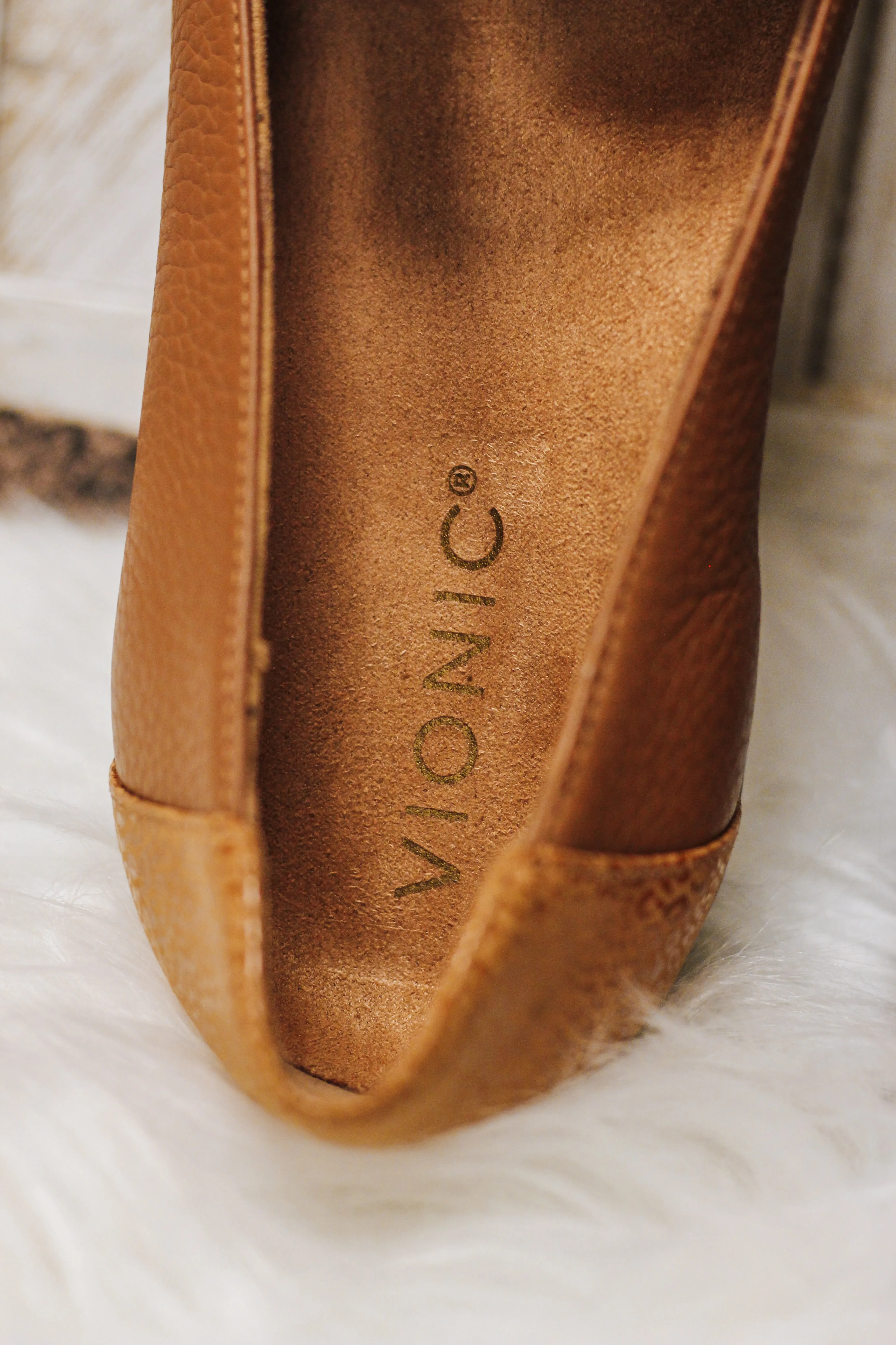 Vionic Elora Loafer Toffee Slip On