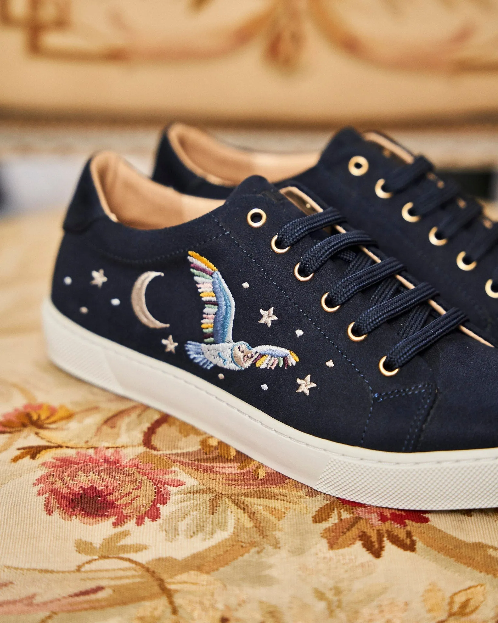 Virevolte Recycled Grain Suede Vegan Embroidered Sneakers | Edwige Blue