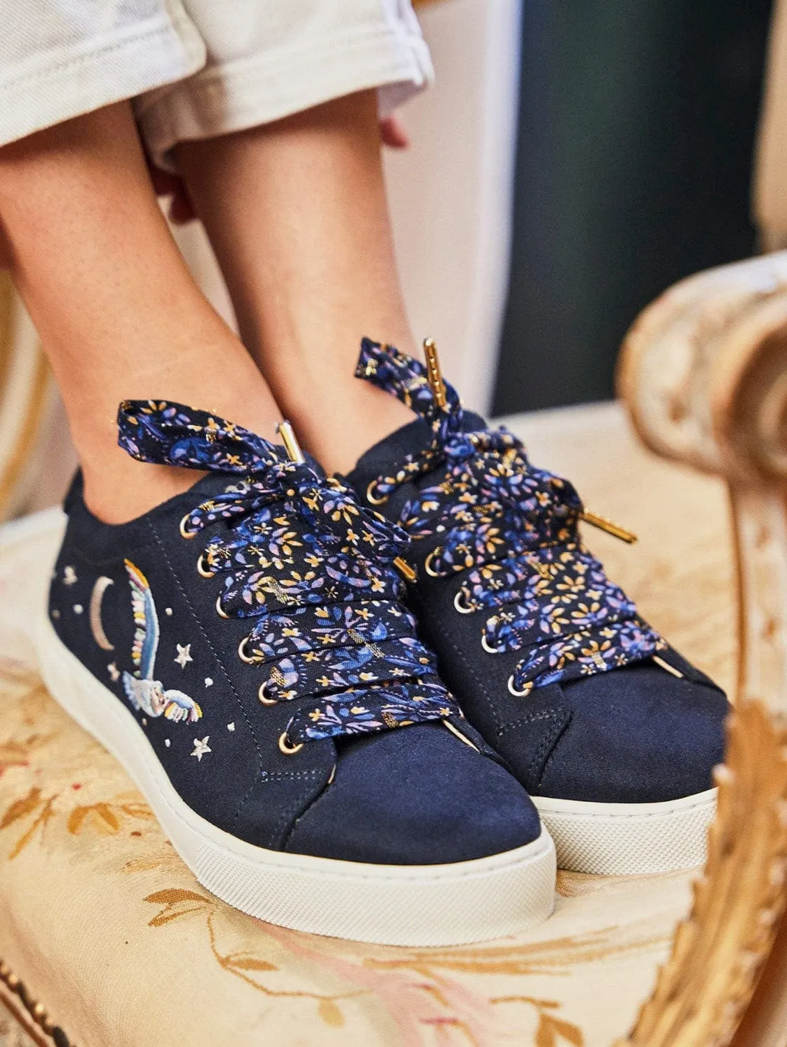 Virevolte Recycled Grain Suede Vegan Embroidered Sneakers | Edwige Blue